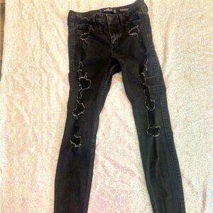 Hollister High Rise Denim Black wash distressed ripped skinny Jeans Size 1